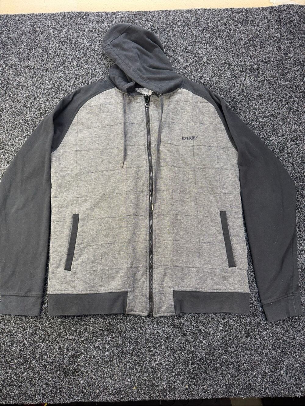 Ezekiel Men's Quilted Zip Up Hoodie Jacket Gray Black Size L